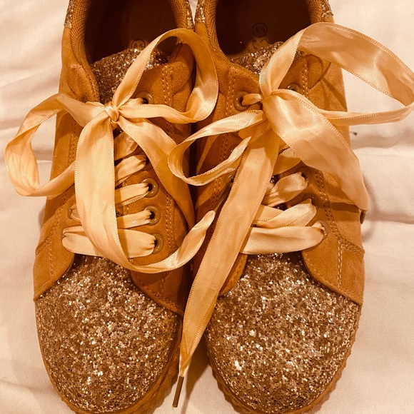 FOREVER Glitter Rust & Gold Suede Tennis Shoes with Ribbon laces. - Picture 4 of 14